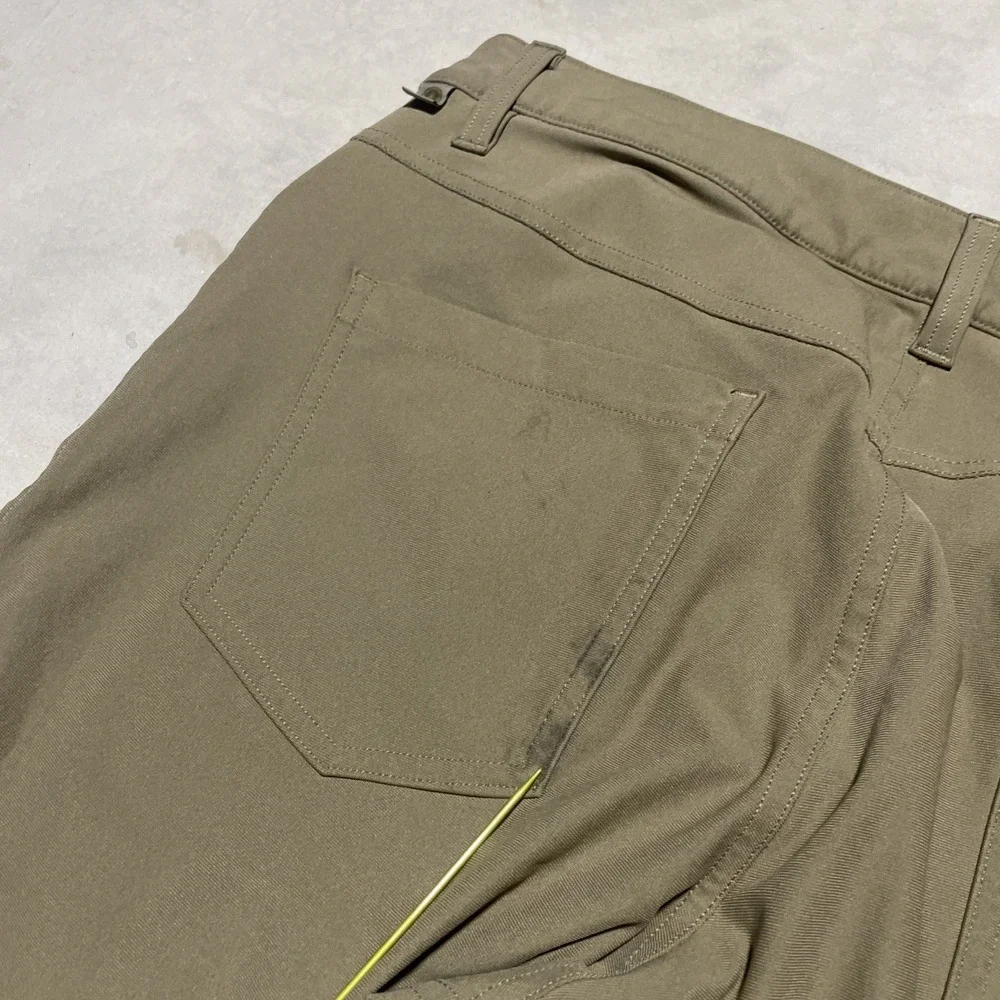 Lululemon Pants Men's SZ 32x33 ABC Classic Stretch Casual Chino Work Brown